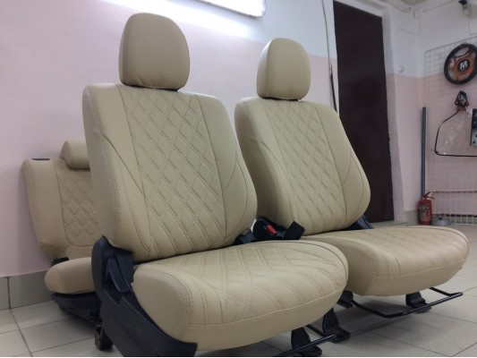 Авточехлы на Mitsubishi Outlander 3