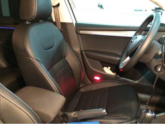 У вас другая модель авто? Каркасные авточехлы пошить сможем!