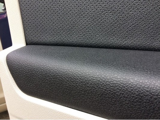 Перетяжка дверных карт Перетяжка дверных карт