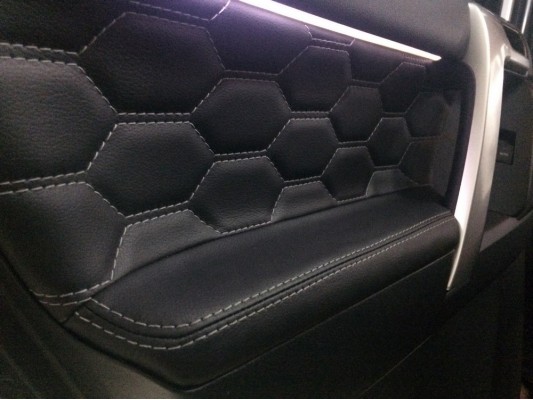 Перетяжка дверных карт Перетяжка дверных карт