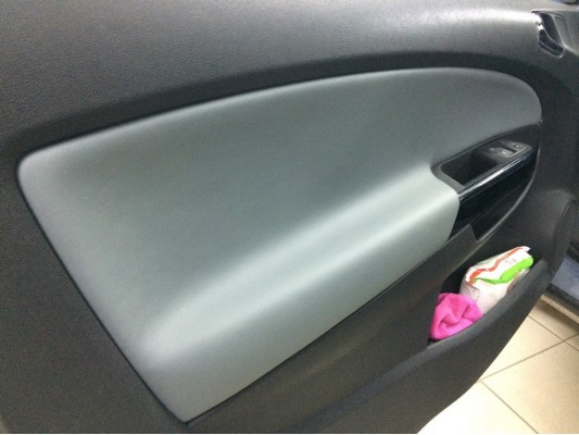 Перетяжка дверных карт Перетяжка дверных карт